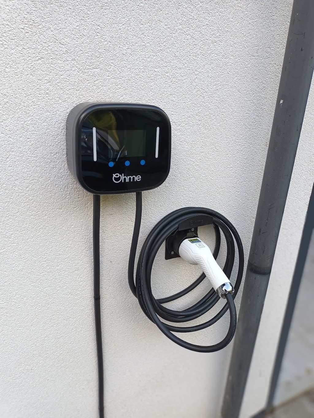 Glow EV LTD - EV Charger and Solar Panel Installers based in Derby.