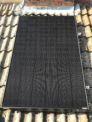 GREEN SOLAR WORLD LTD — Customer photo