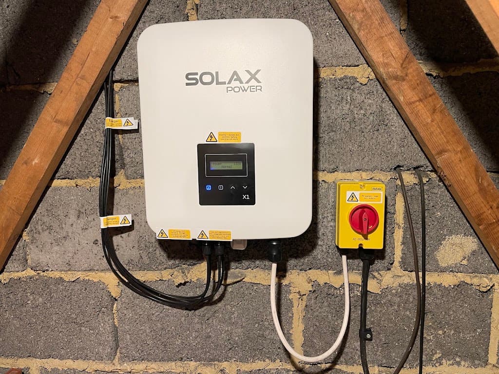 UPS Solar