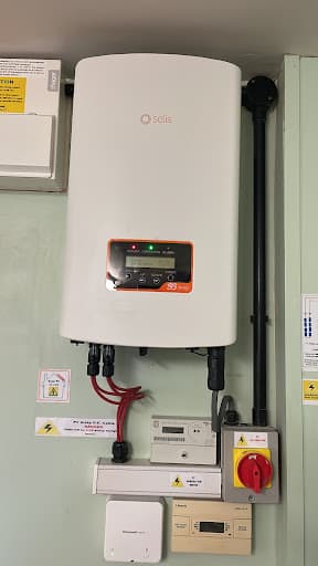 HR Solar Solutions Ltd — Customer photo