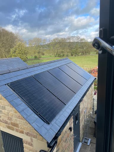 Power 4U - Renewable Energy specialists. Design & Installations of solar panels & battery storage for homes & businesses. — Customer photo