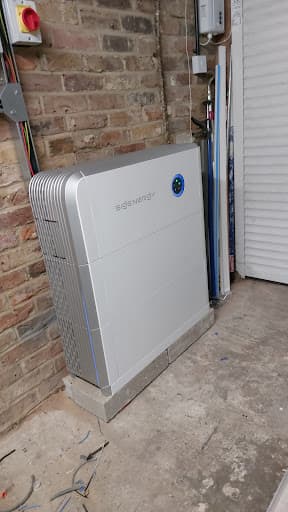 Wokingham Solar & Battery Storage Systems — Customer photo